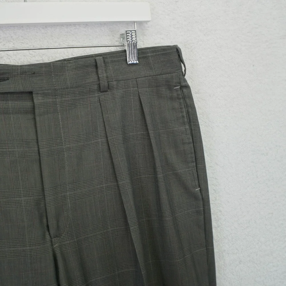 DAMAGED Jos A Bank Wool Green Plaid 2 Piece Suit 40R 35 / 31 W/ Orange Red Wind